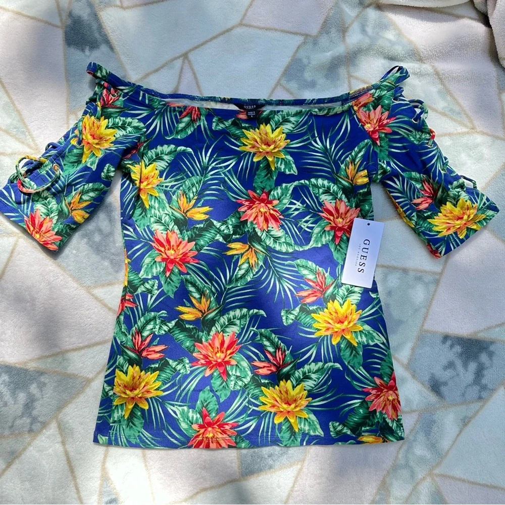 New Guess 🌸 Floral woman’s Shoulder off Top blue, green and orange, Size Small - Picture 5 of 6